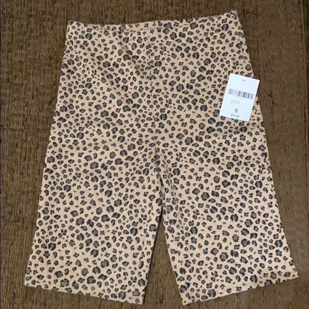 Forever 21 Leggings/shorts
